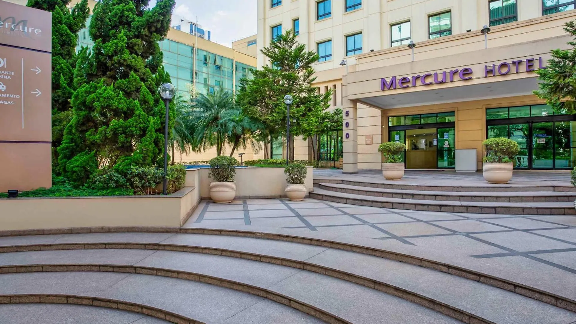 Hotel Mercure Pinheiros In Sao Paulo, Metro Clinicas Brazil